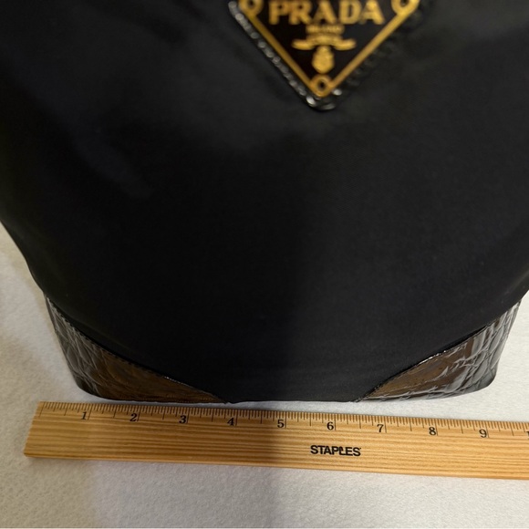 Authentic Prada Black Nylon Drawstring Bucket Hand bag Leather base - Picture 15 of 16